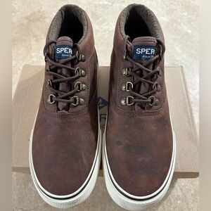 Sperry Men’s Striper Storm Chukka Boot Size 10.5